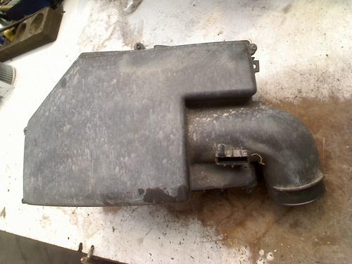 Caixa filtro ar VOLVO V70 III (135) T4 (180 hp) 31132510