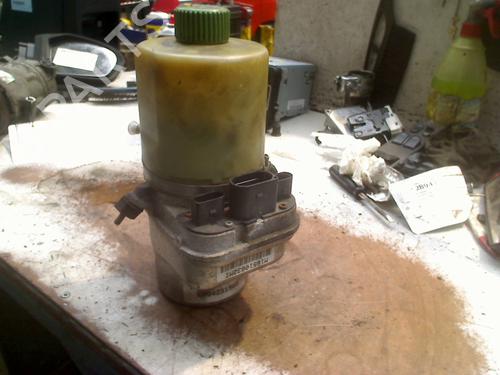 Used Steering pump Steering pump VW POLO V (6R1, 6C1) 1.2 TDI (75 hp) 32773360 32773360