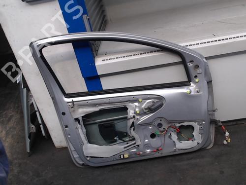 Left front door PEUGEOT 107 (PM_, PN_) 1.0 | BP24887451C2