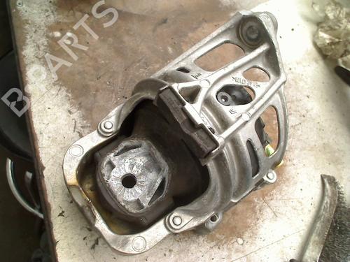Used Engine mount Engine mount AUDI Q8 (4MN, 4MT) RS FSI Mild Hybrid quattro (600 hp) 36674790 36674790