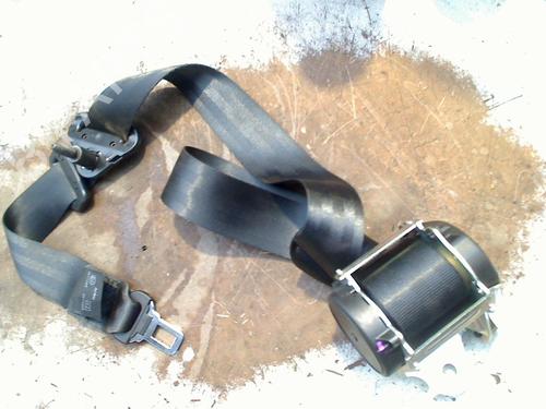 Cinto de segurança traseiro central Cinto de segurança traseiro central RENAULT ZOE (BFM_) ZOE (88 hp) 33021980 33021980