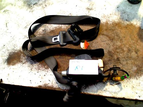 Sikkerhetsbelte foran høyre CHEVROLET AVEO / KALOS Hatchback (T200) 1.4 16V (94 hp) 31312292