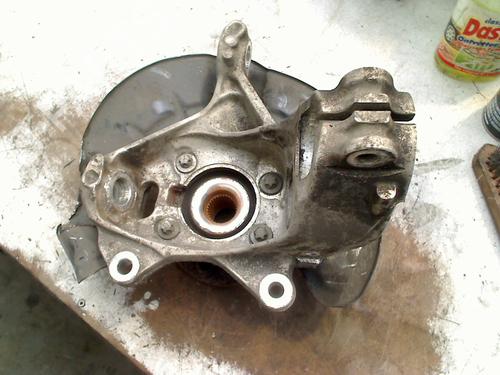 Used Left front steering knuckle MERCEDES-BENZ A-CLASS (W177) A 200 (177.087) (163 hp) 30544187