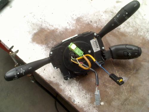 Used Steering column stalk Steering column stalk PEUGEOT 207 (WA_, WC_) 1.4 (72 hp) 33429661 33429661