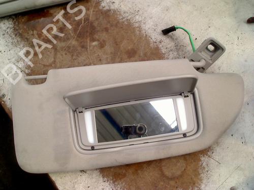 Used Right sun visor VOLVO V70 III (135) T4 (180 hp) 31028276