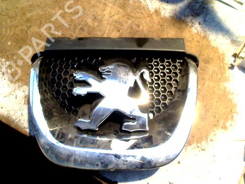 Grill Grill PEUGEOT 308 I (4A_, 4C_) 1.6 16V (140 hp) 30616937 30616937