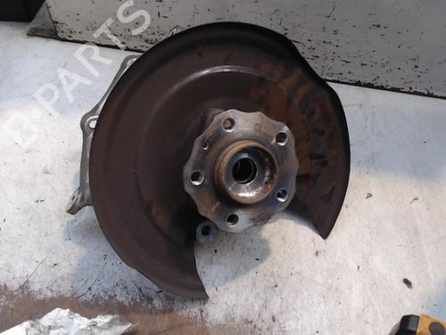 Used Right rear steering knuckle LYNK & CO 01 PHEV (261 hp) 24354233