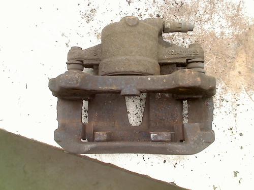 Used Right front brake caliper Right front brake caliper OPEL CORSA D (S07) 1.2 (L08, L68) (86 hp) 21934214 21934214