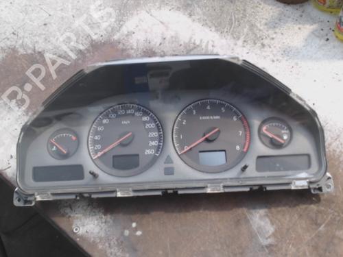 Used Instrument cluster Instrument cluster VOLVO S60 I (384) 2.4 (140 hp) 40538365 40538365