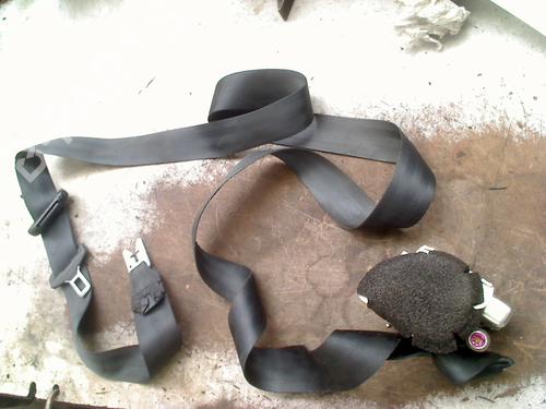 Used Front left seatbelt Front left seatbelt 37261486 37261486