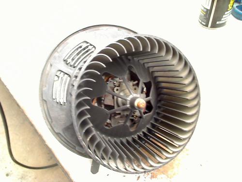 Heater blower motor BMW 3 Touring (E91) 318 i | BP26397934M62 