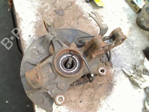Used Left front steering knuckle PEUGEOT 308 I (4A_, 4C_) 1.6 HDi (92 hp) 32473592