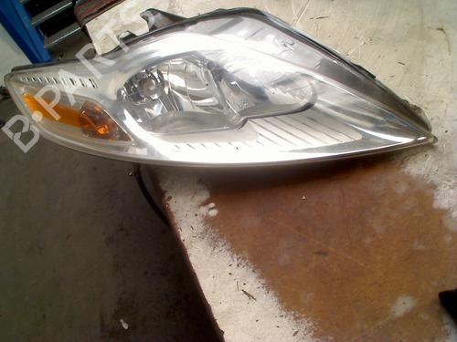Used Right headlight FORD MONDEO IV Turnier (BA7) 2.0 TDCi (140 hp) 30509761