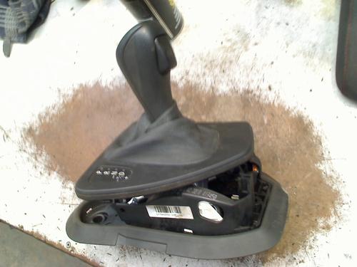 Used Gear lever BMW 3 Touring (E91) 318 i (143 hp) 26199657