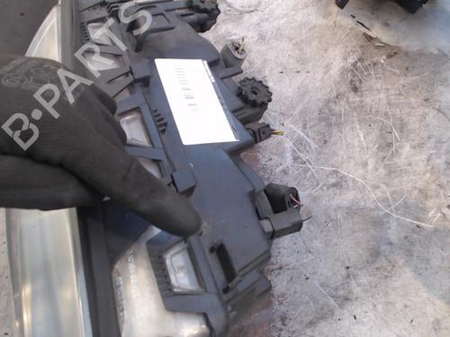Right headlight BMW 3 (E46) 320 i | BP24825622C29 