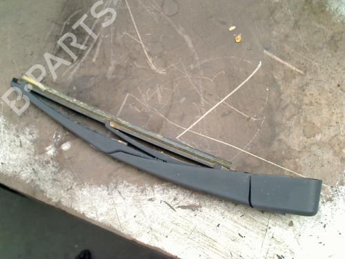 Used Rear windshield wiper arm Rear windshield wiper arm 32855639 32855639