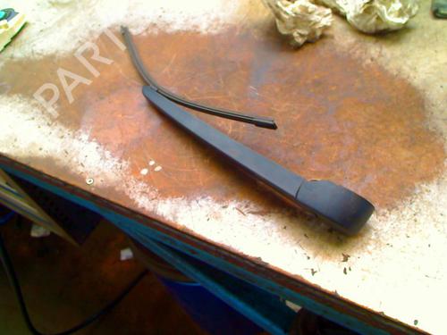 Used Rear windshield wiper arm Rear windshield wiper arm 37608759 37608759