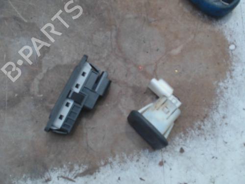 Used Switch Switch PEUGEOT 3008 II SUV (MC_, MR_, MJ_, M4_) 1.2 THP/ PureTech 130 (MRHNSM, MRHNSU, MRHNSJ, MRHNYW,... (131 hp) 40008715 40008715