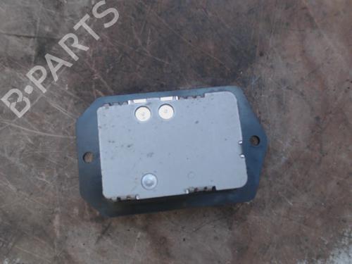 Varmeblæsermodstand Varmeblæsermodstand TOYOTA YARIS (_P13_) 1.3 (NSP130_, NSP130) (99 hp) 39742344 39742344