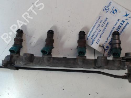 Used Injection rail Injection rail 39247420 39247420