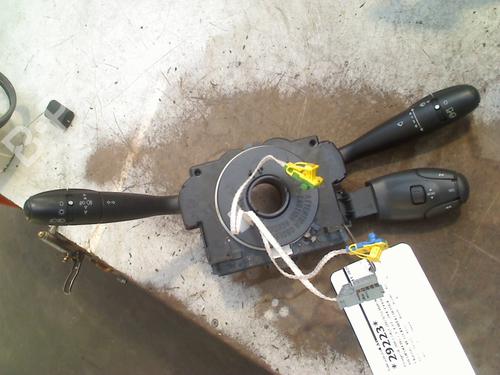 Used Steering column stalk PEUGEOT 206 Hatchback (2A/C) 1.4 i (75 hp) 30462308