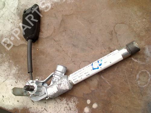 Engate do cinto Engate do cinto OPEL CORSA D (S07) 1.4 (L08, L68) (90 hp) 33241854 33241854