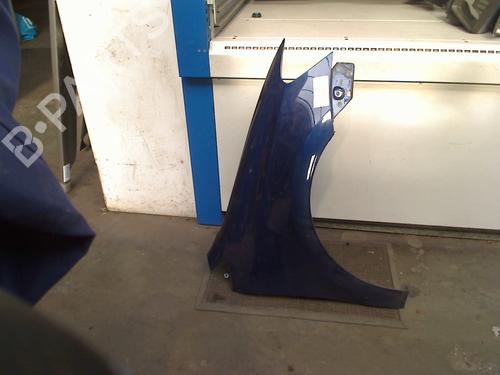 Guarda-lamas direito VW POLO V (6R1, 6C1) 1.2 TDI (75 hp) 31312239