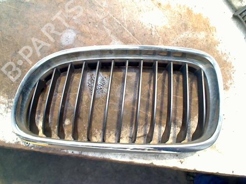 Used Grille BMW 3 (E90) 320 d (184 hp) 30573637