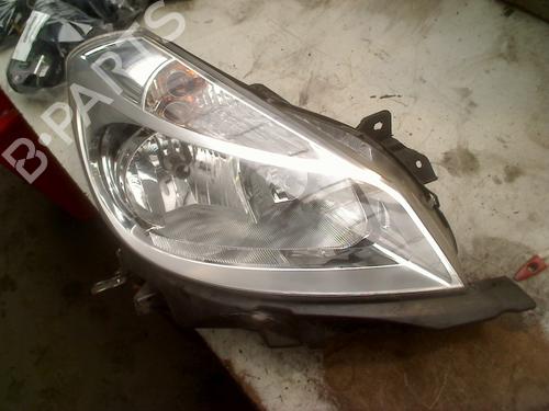 Used Right headlight RENAULT CLIO III (BR0/1, CR0/1) 1.4 16V (98 hp) 31128147