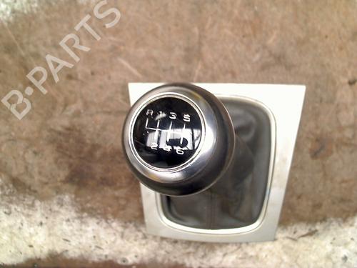 Used Gear lever Gear lever AUDI A3 Sportback (8PA) 1.4 TFSI (125 hp) 33022204 33022204