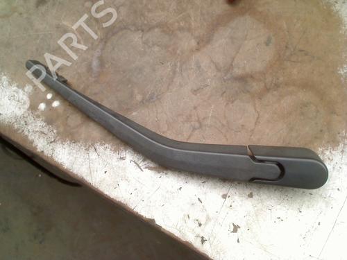 Used Rear windshield wiper arm Rear windshield wiper arm BMW 1 (F20) 118 d (143 hp) 36386343 36386343