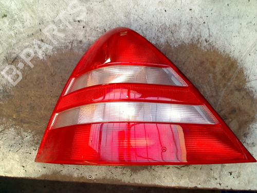 Used Left taillight MERCEDES-BENZ SLK (R170) 230 Kompressor (170.447) (193 hp) 33045069