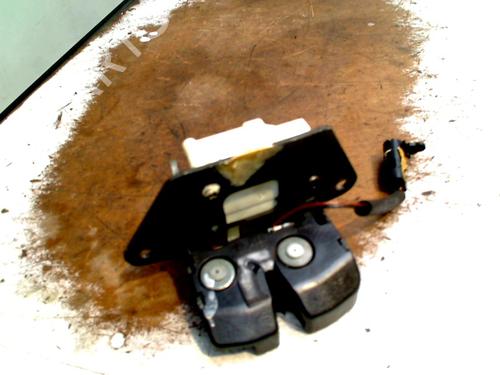 Used Tailgate lock LANCIA YPSILON (843_) 1.2 (843.AXB1A) (80 hp) 30964655