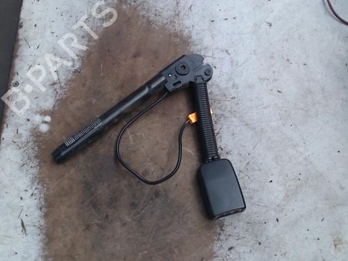 Used Seat buckle FORD FIESTA V (JH_, JD_) 1.3 (69 hp) 25917281