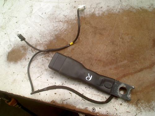 Used Seat buckle PEUGEOT 108 1.0 VTi (69 hp) 29283339