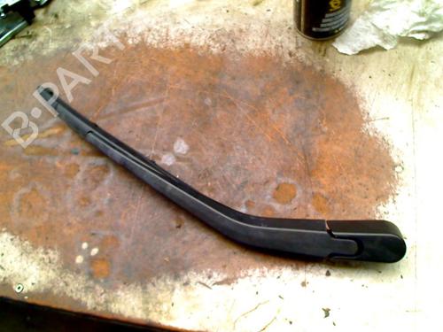 Used Rear windshield wiper arm Rear windshield wiper arm 38113710 38113710
