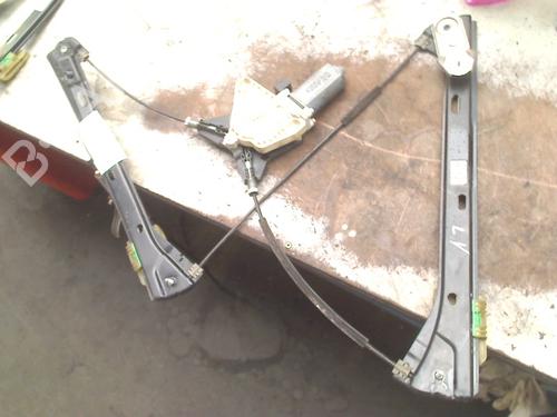 vindusheismekanisme-venstre-foran-vw-passat-b8-variant-3g5-cb5-2014-32727778 main image