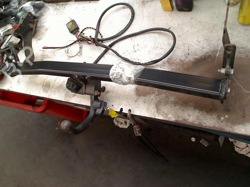 Trækkugle/Mekanisme PEUGEOT 5008 II (MC_, MJ_, MR_, M4_) 1.6 THP 165 (M45GZW, M45GYW, M45GYV) (165 hp) 33001225