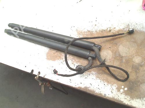 Used Tailgate lift support VOLVO XC90 II (256) D5 AWD (224 hp) 32473687