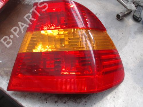 Used Right taillight Right taillight BMW 3 (E46) 316 i (115 hp) 40292901 40292901