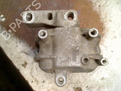 Used Engine mount VW GOLF VI (5K1) 1.4 TSI (160 hp) 31174838