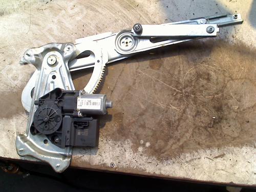 Used Front right window mechanism Front right window mechanism RENAULT MEGANE III Hatchback (BZ0/1_, B3_) 1.2 TCe (BZ2B, BZ11) (116 hp) 32727694 32727694