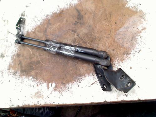 Used Tailgate lift support NISSAN PIXO (UA0) 1.0 (68 hp) 26398029