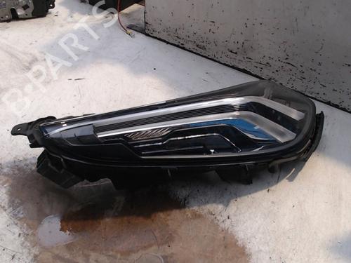right-headlight-lynk-co-01-2017-24354219 main image
