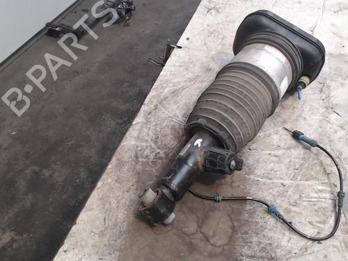 Used Right rear shock absorber Right rear shock absorber 21944846 21944846