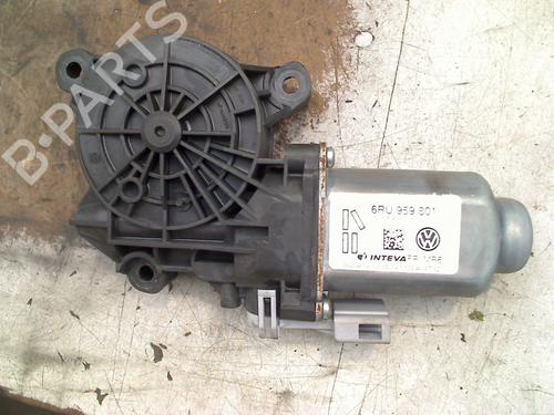 Motor elevalunas delantero derecho VW UP! (121, 122, BL1, BL2, BL3, 123) 1.0 (60 hp) 31147561