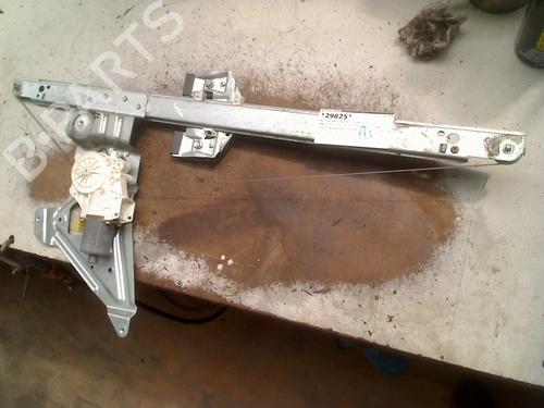 Used Front right window mechanism Front right window mechanism MERCEDES-BENZ SPRINTER 5-t Van (B906) 516 CDI (906.653, 906.655, 906.657) (163 hp) 36139463 36139463