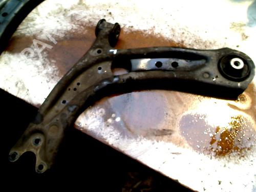 Venstre fortil bærearm VW GOLF VIII (CD1, DA1) 2.0 GTI Clubsport (300 hp) 31028370