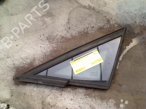Vidro triangular frente esquerdo Vidro triangular frente esquerdo 31928307 31928307