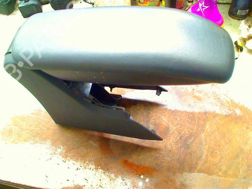 Used Armrest / Center console Armrest / Center console 37608748 37608748